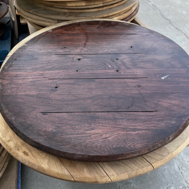 B31橡木胡桃色单桌面70厘米直径，开裂瑕疵无无售后