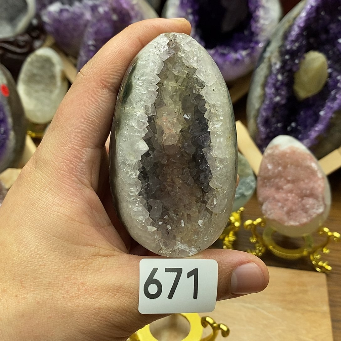 紫晶摆件未镶嵌龙蛋