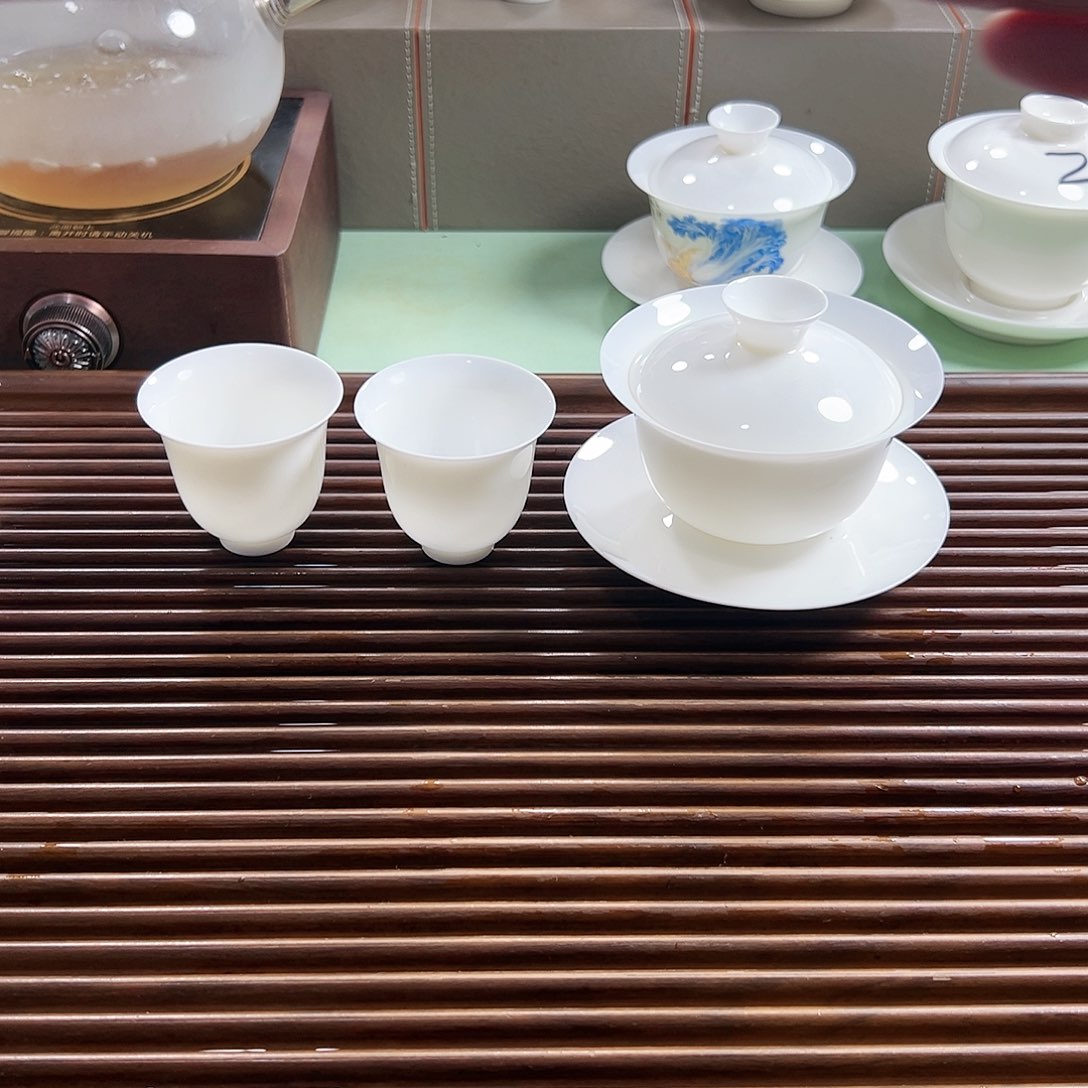 6号小飞碟120ml盖碗➕送2个修身花神杯