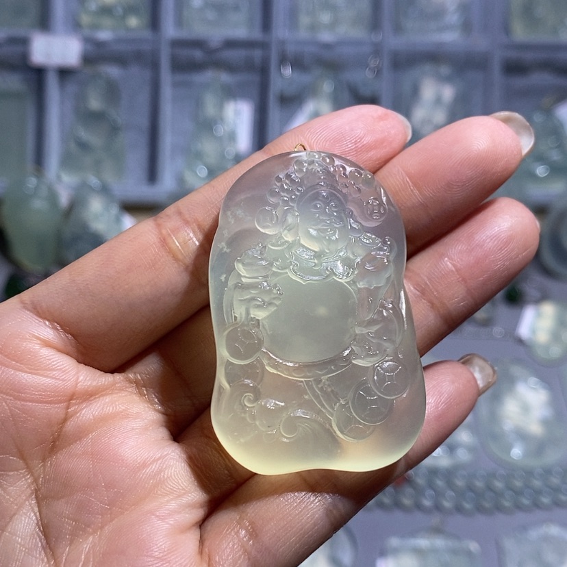 【闪购商品】蛇纹石玉颈饰未镶嵌