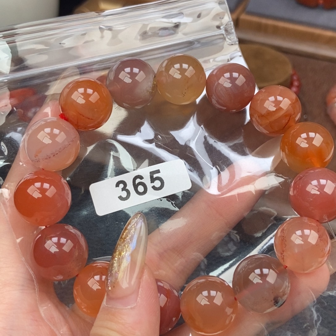 南红玛瑙未镶嵌手链