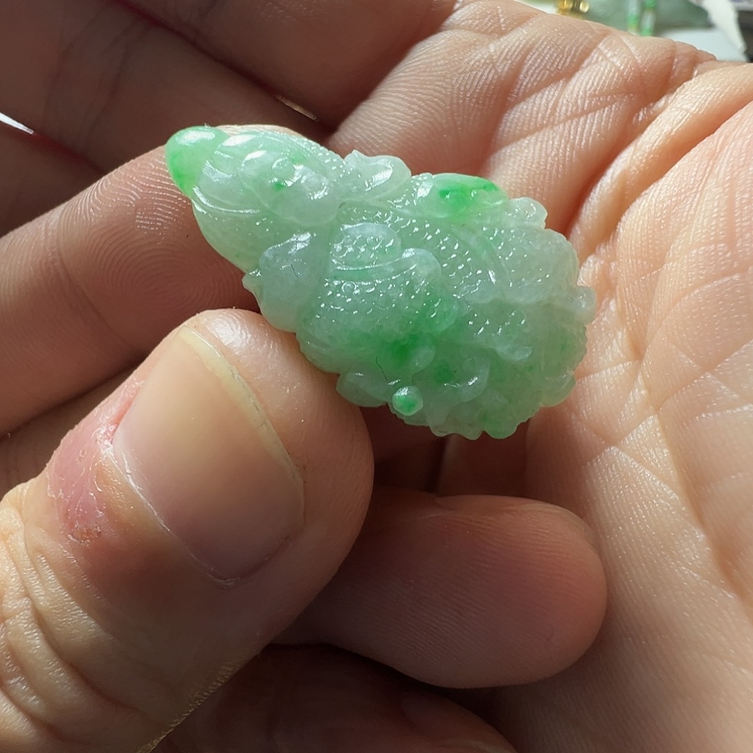 定制翡翠未镶嵌白菜