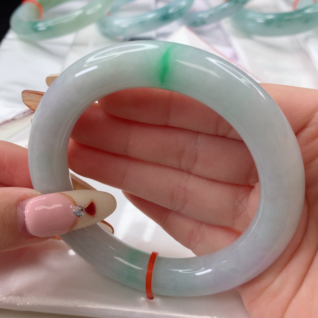 翡翠手镯未镶嵌57.3胖圆