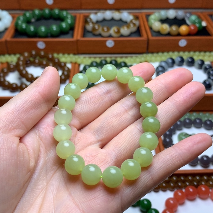 和田玉手串未镶嵌