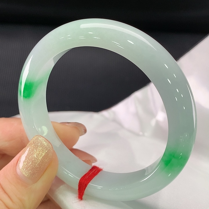 翡翠手镯未镶嵌正圈52-53