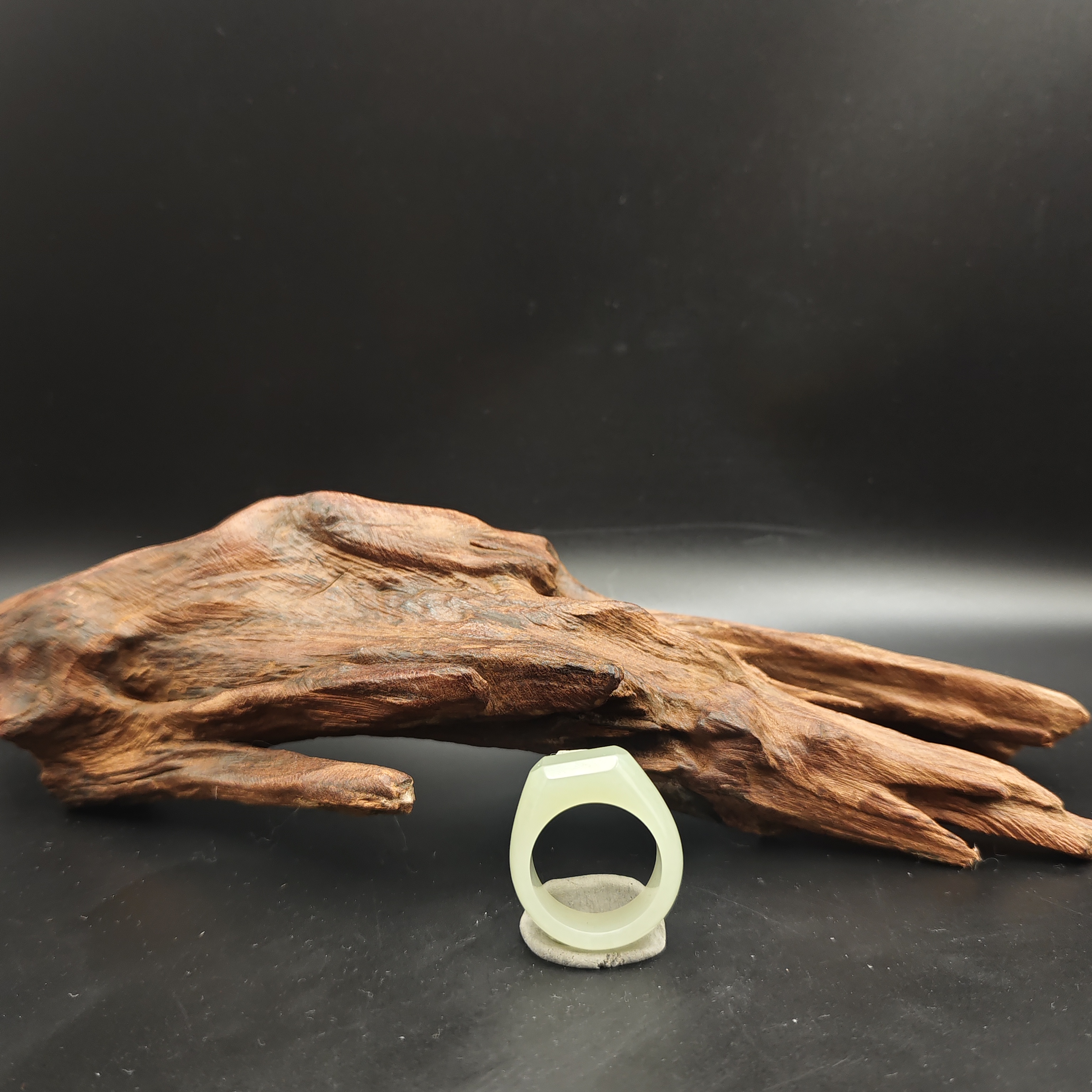 Z和田玉---戒指0467