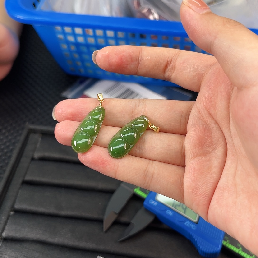 和田玉银S925镶嵌颈饰福豆吊坠发其一 卡28