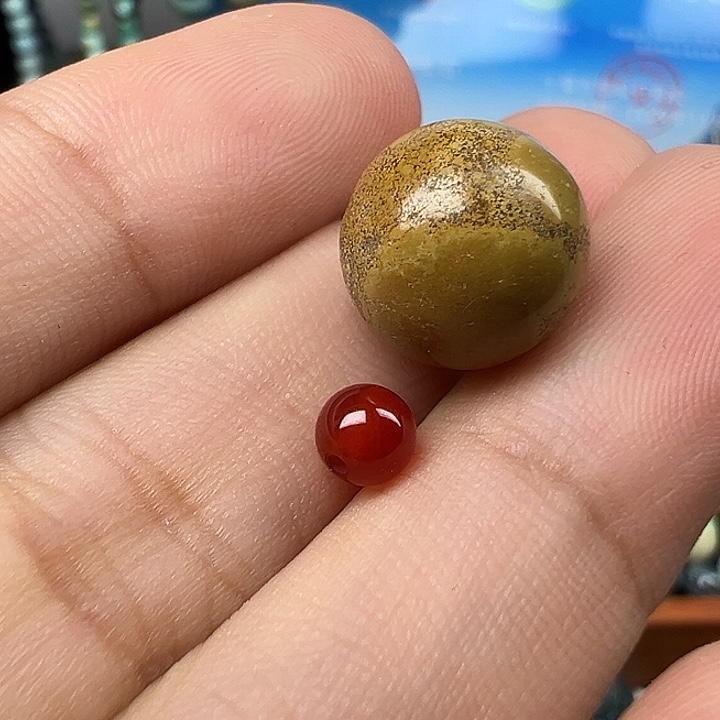 未镶嵌配饰11.3南红玛瑙