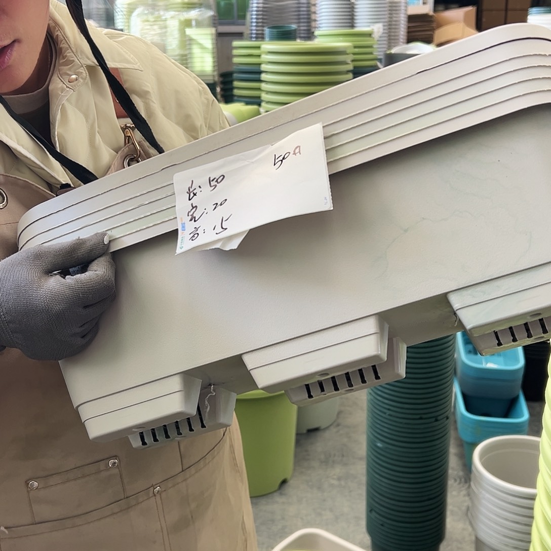 瑕疵菜盆长50#灰白色6个无托