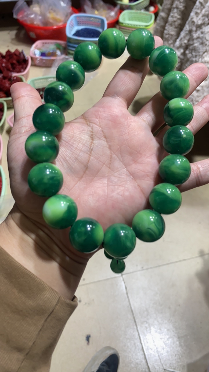 B259  20 18子果绿手串    