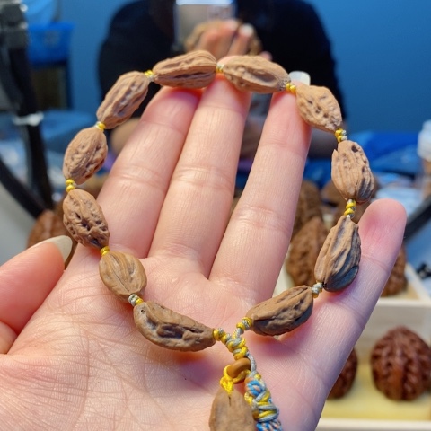 桃核把件鲁*东北秋子