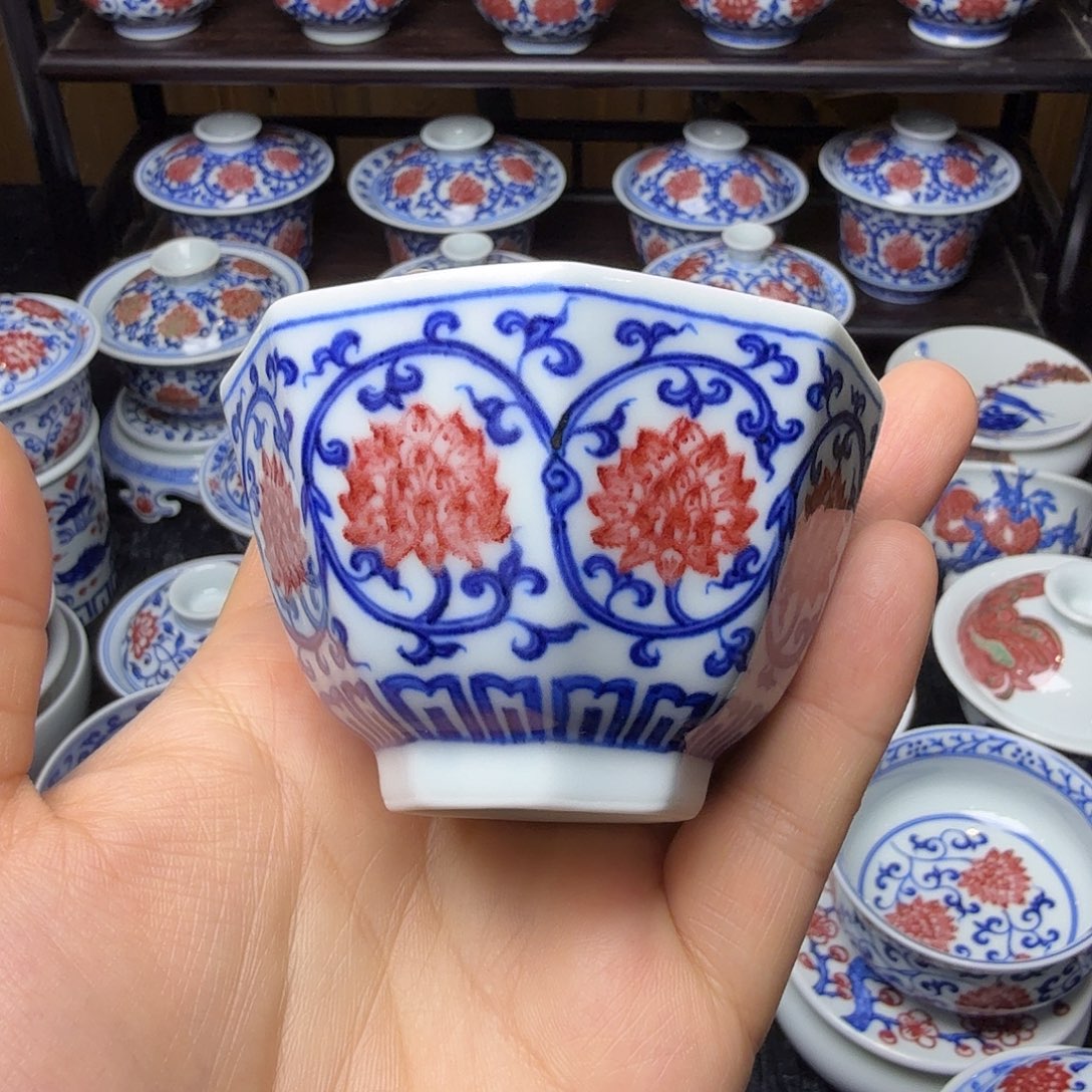 青花釉里红八分杯