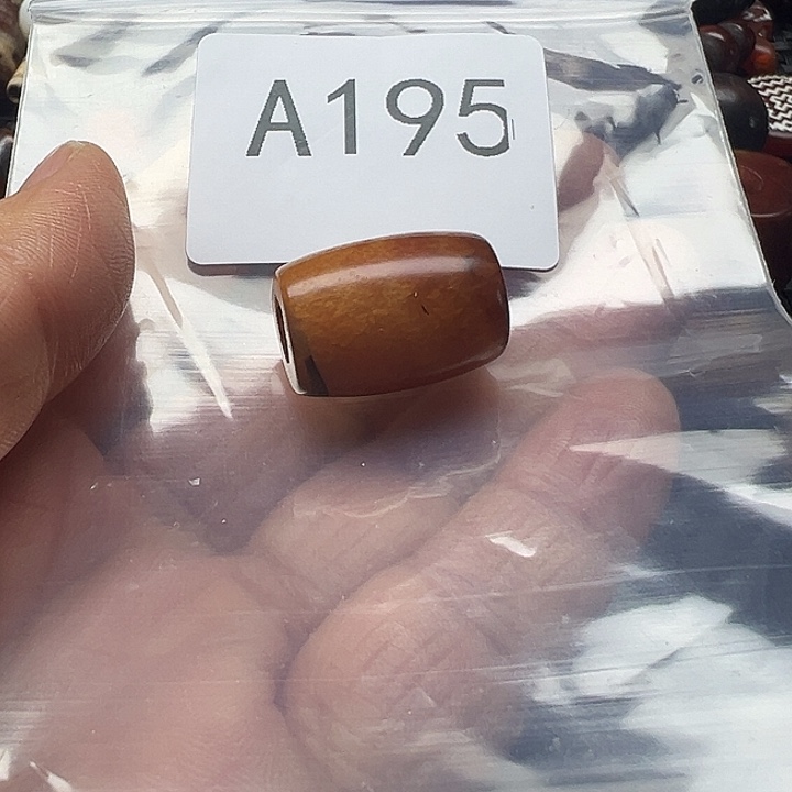 山***源玛瑙/玉髓未镶嵌手链