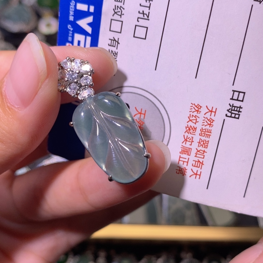 翡翠未镶嵌颈饰天然