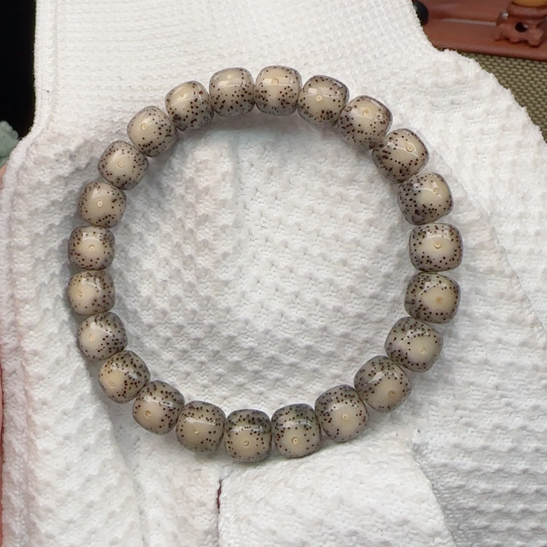 星月菩提手串夏***i胶透果冻大眼睛针尖星10*9头条