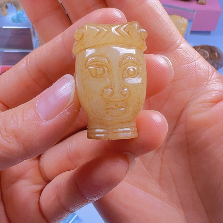 和田玉（糖玉）未镶嵌挂件诚*