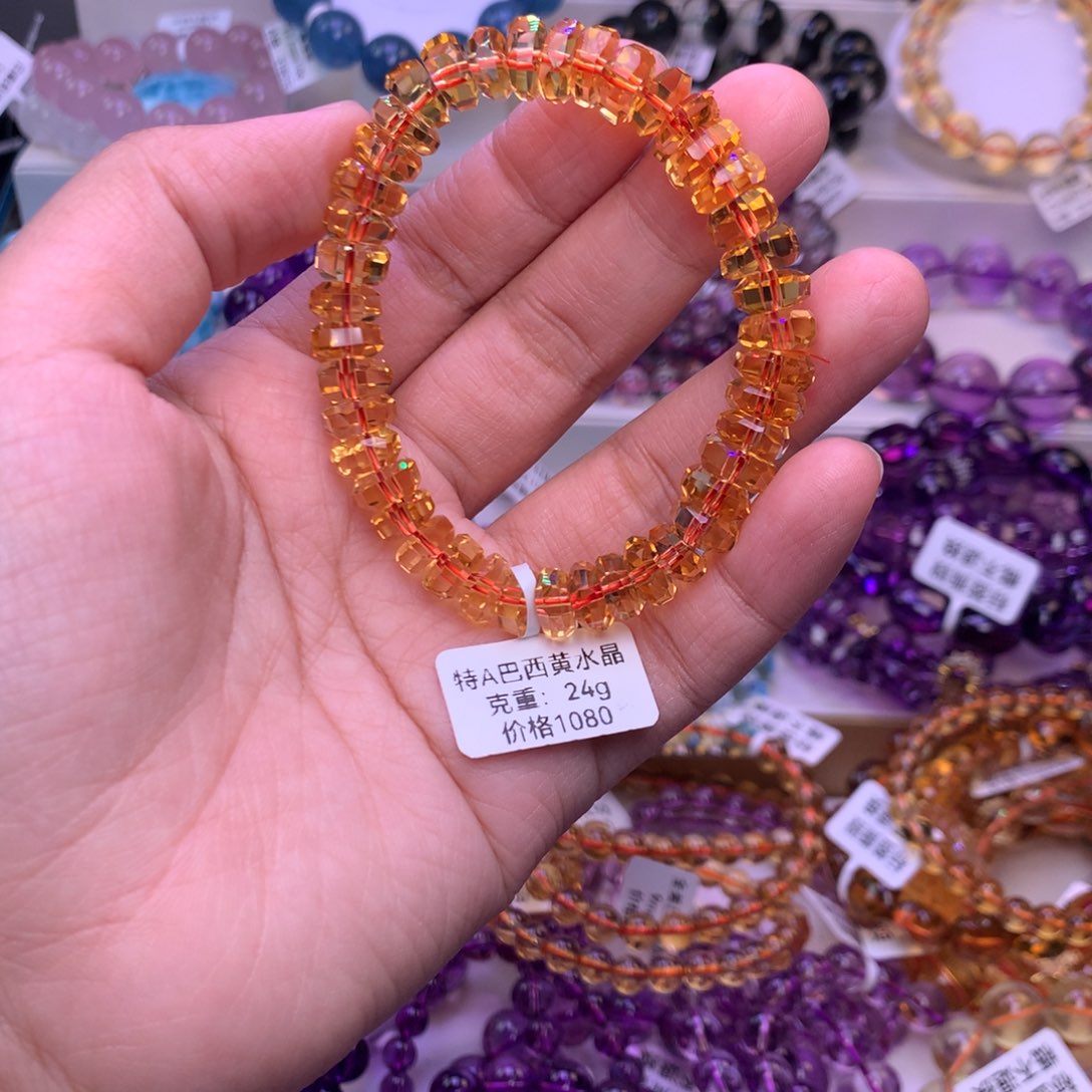 水晶手链未镶嵌?**?手链