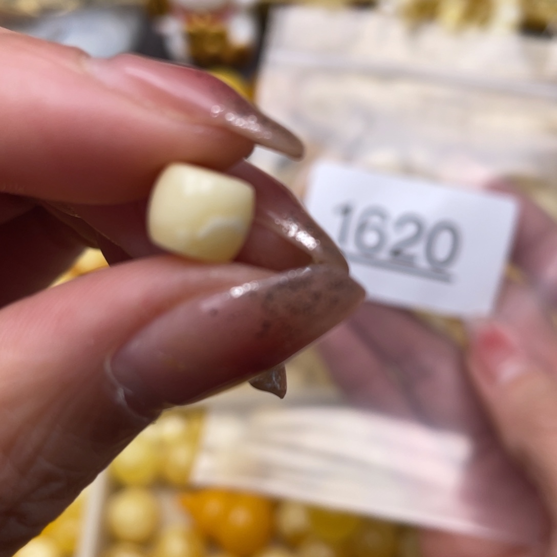 蜜蜡珠宝奇石未镶嵌8