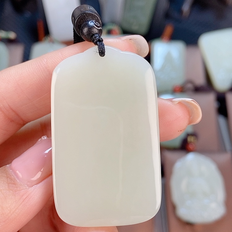 【闪购商品】和田玉颈饰未镶嵌