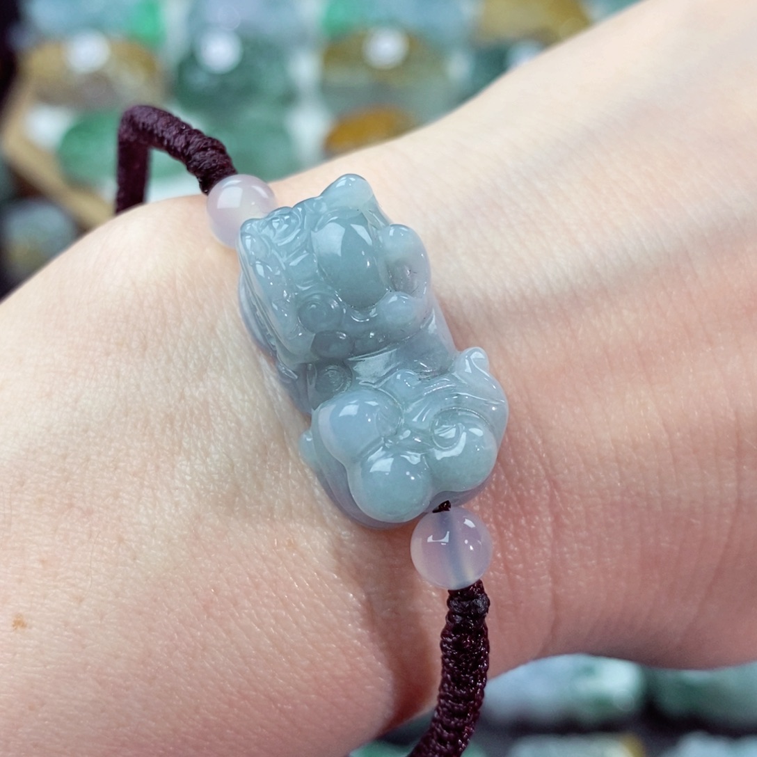 翡翠颈饰未镶嵌天然