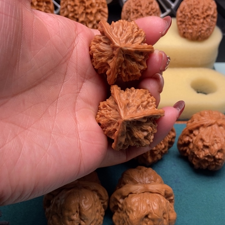 吊坠桃核盘山三菱全37尺100号