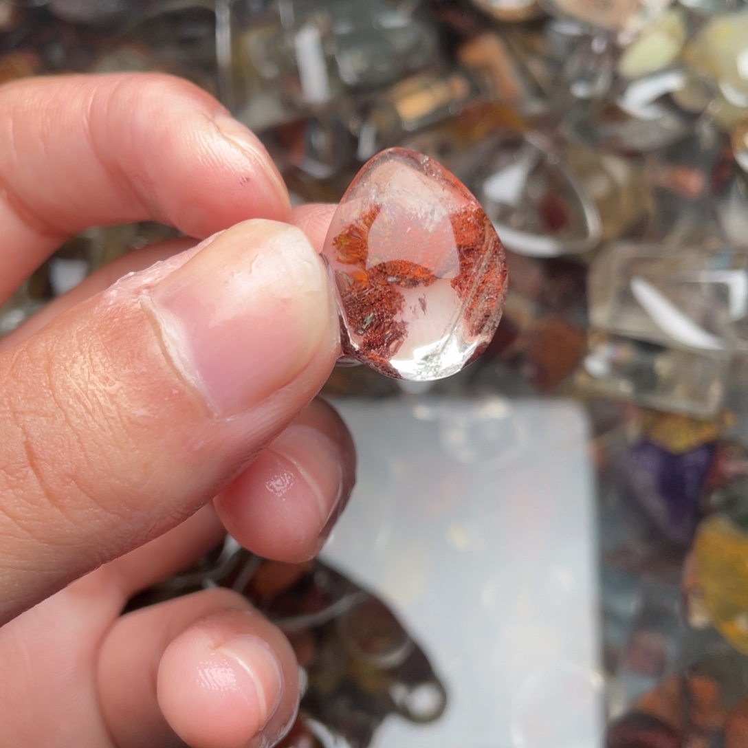 优***码只买单纯的吊坠，没带链子，属的性质。