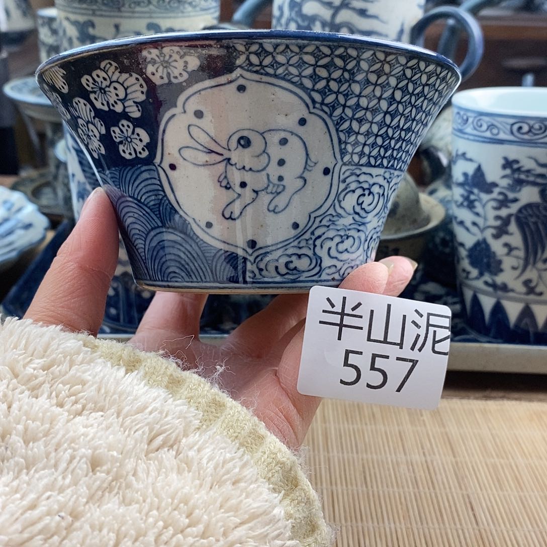 手工手绘青花陶瓷