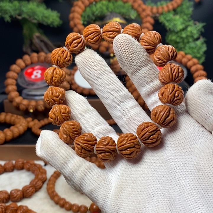 桃核吊坠秦岭龙纹