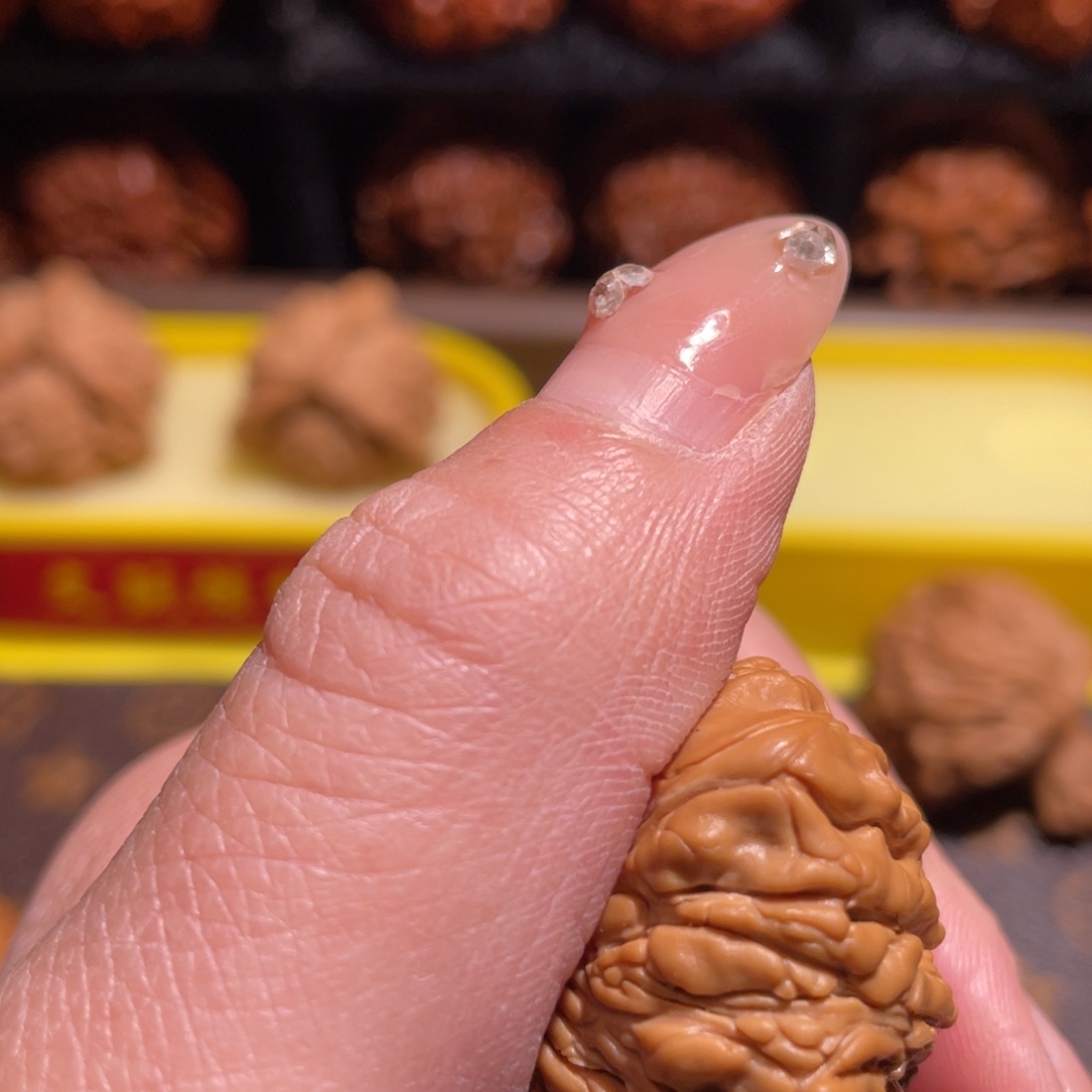 杨***哥文玩核桃吊坠门墩元宝