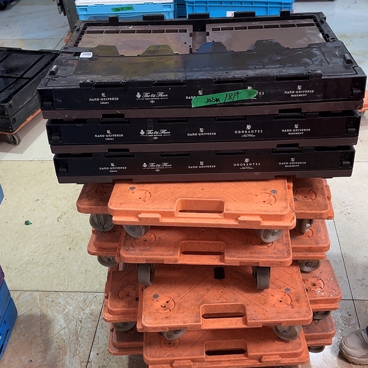 J***薇厚款家用五金工具箱三个一个坏带盖