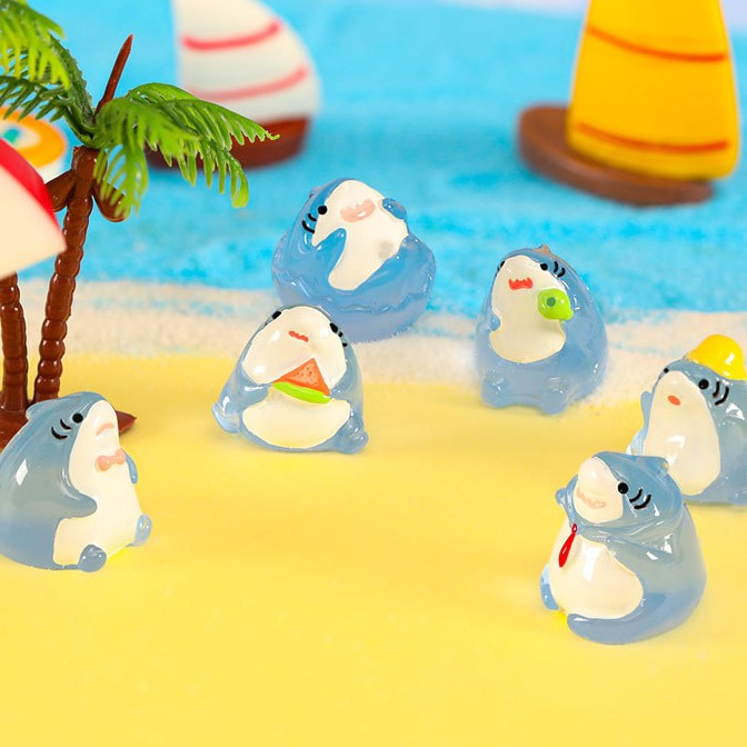 创意网红迷你小鲨鱼很可爱很治愈树脂桌面车载摆件公仔生日礼物