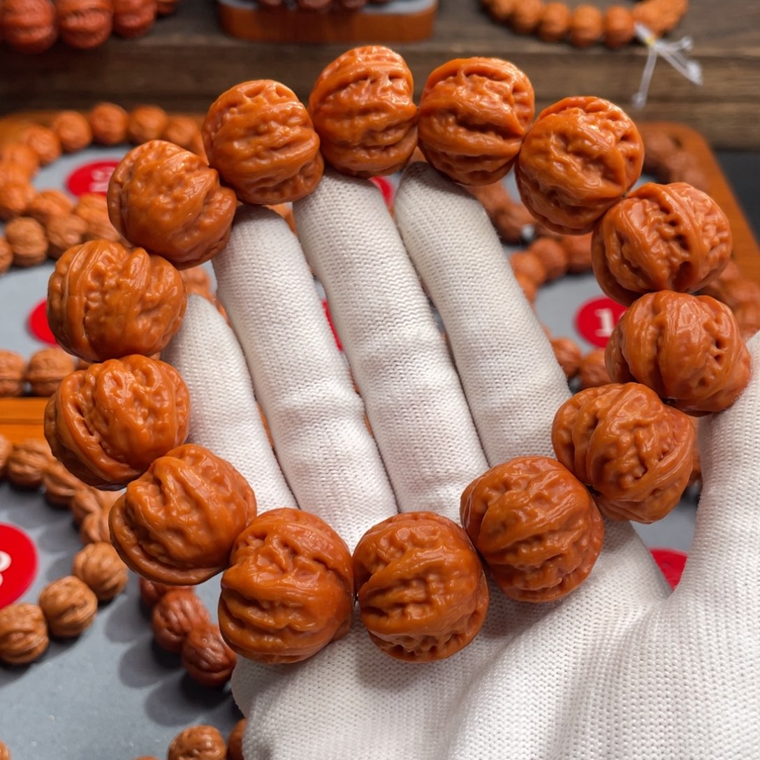 京***孩文玩核桃吊坠粗筋