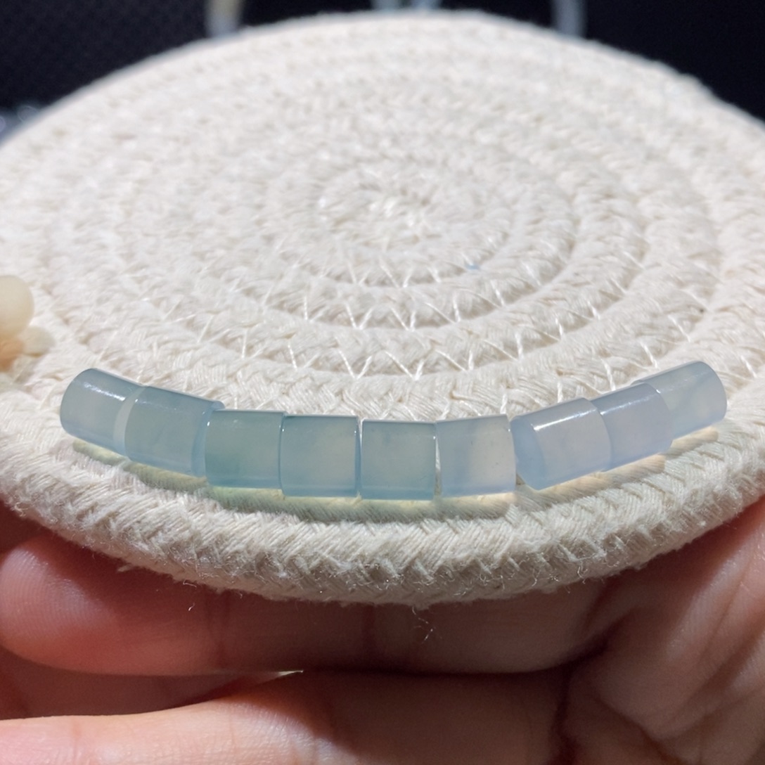 翡翠手链未镶嵌其一 单颗