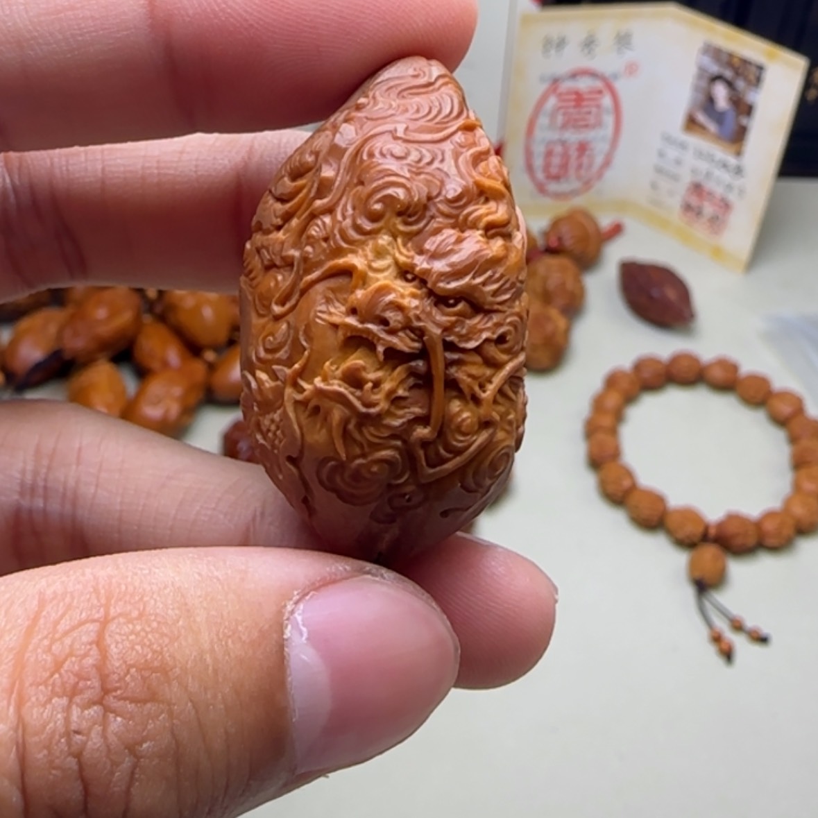 【闪购商品】橄榄核手串/手链纯手工雕刻章骑林龙
