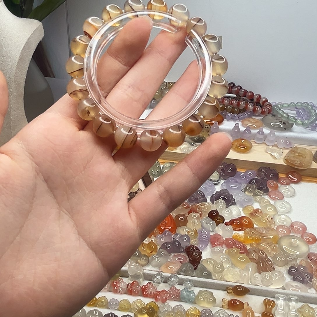 玛瑙/玉髓合金颈饰