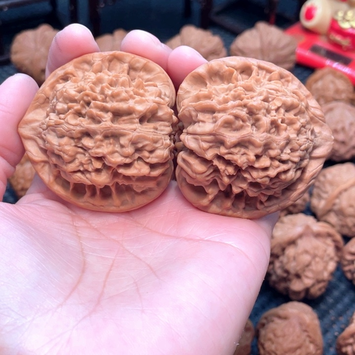 原装官帽5.0全品无修。