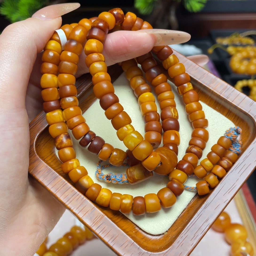 蜜蜡颈饰未镶嵌手串