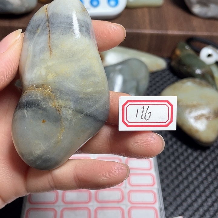 未镶嵌和田玉挂件敲**茶116