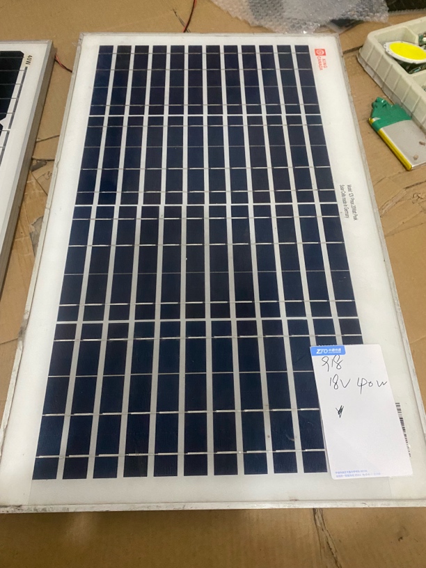 918号18伏40瓦边框太阳能板（贴错标）