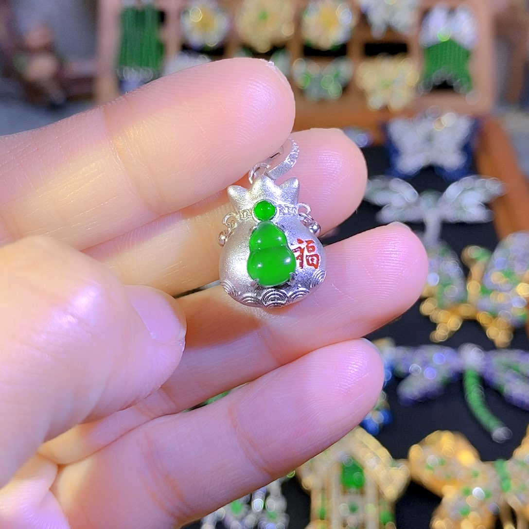 吊坠(不含链)银S925镶嵌翡翠