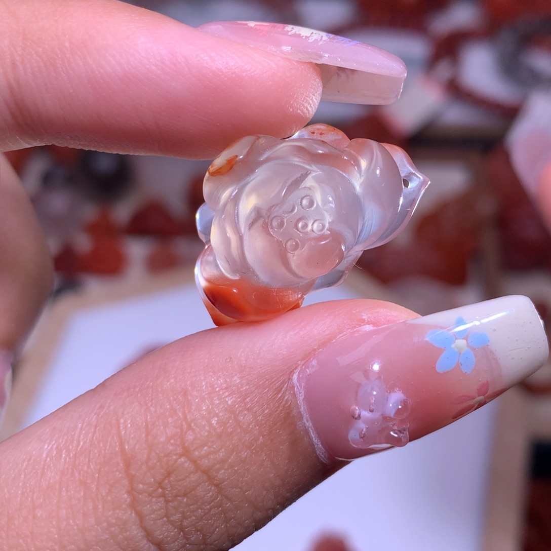 南红玛瑙未镶嵌珠宝半成品荷花