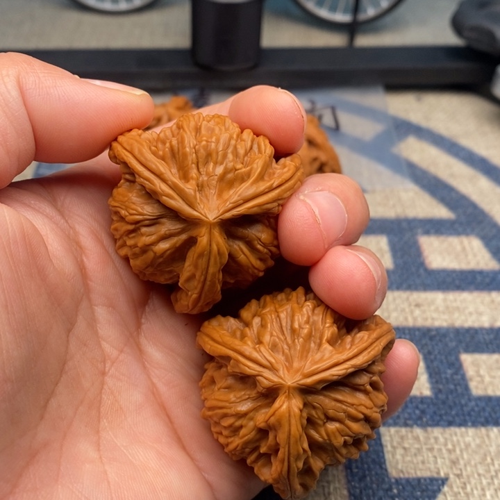 吊坠文玩核桃遗*～三棱