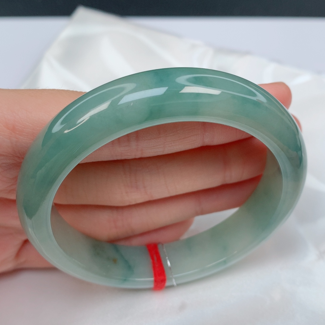 翡翠手镯未镶嵌56.3正圈