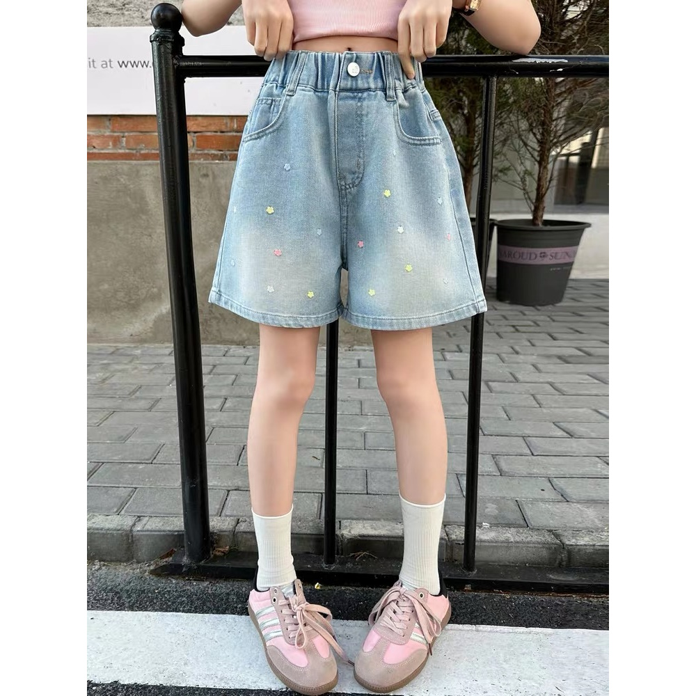 【清货】2025夏时尚花朵刺绣薄款牛仔短裤 D399 399 M