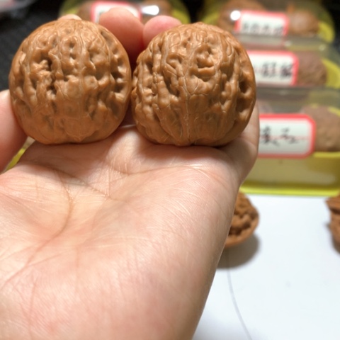 吊坠文玩核桃宸圆油蜡皮