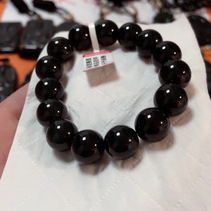 翡翠颈饰未镶嵌清***9