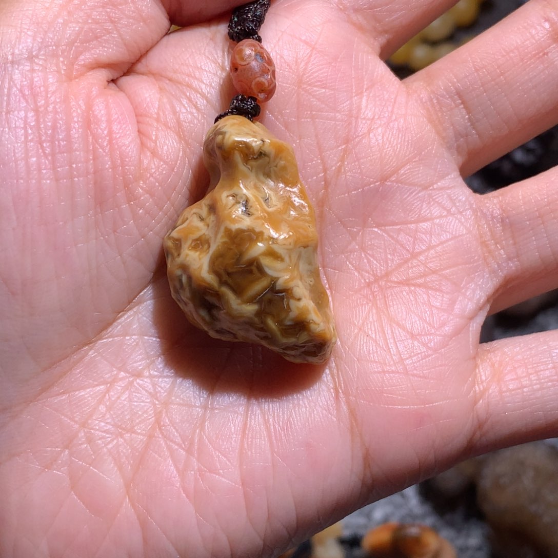 未镶嵌颈饰玛瑙/玉髓