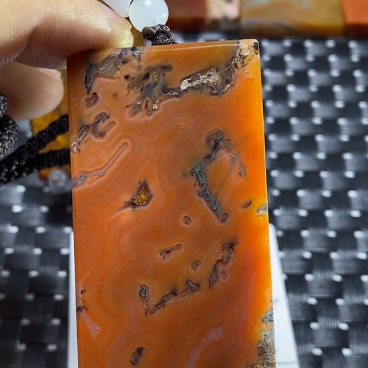 玛瑙/玉髓颈饰未镶嵌