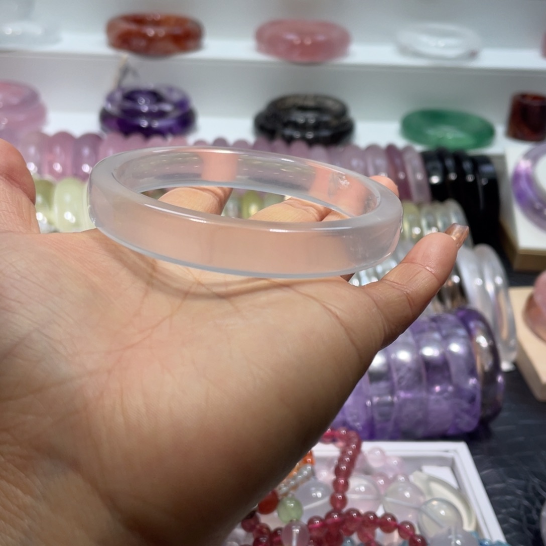 水晶手镯63.6圈口19号未镶嵌