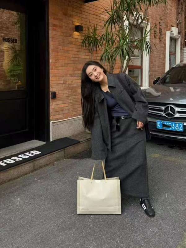 韩货-【圈呢炸街】早秋‘美式街头设计感毛呢外套&半身裙/9136